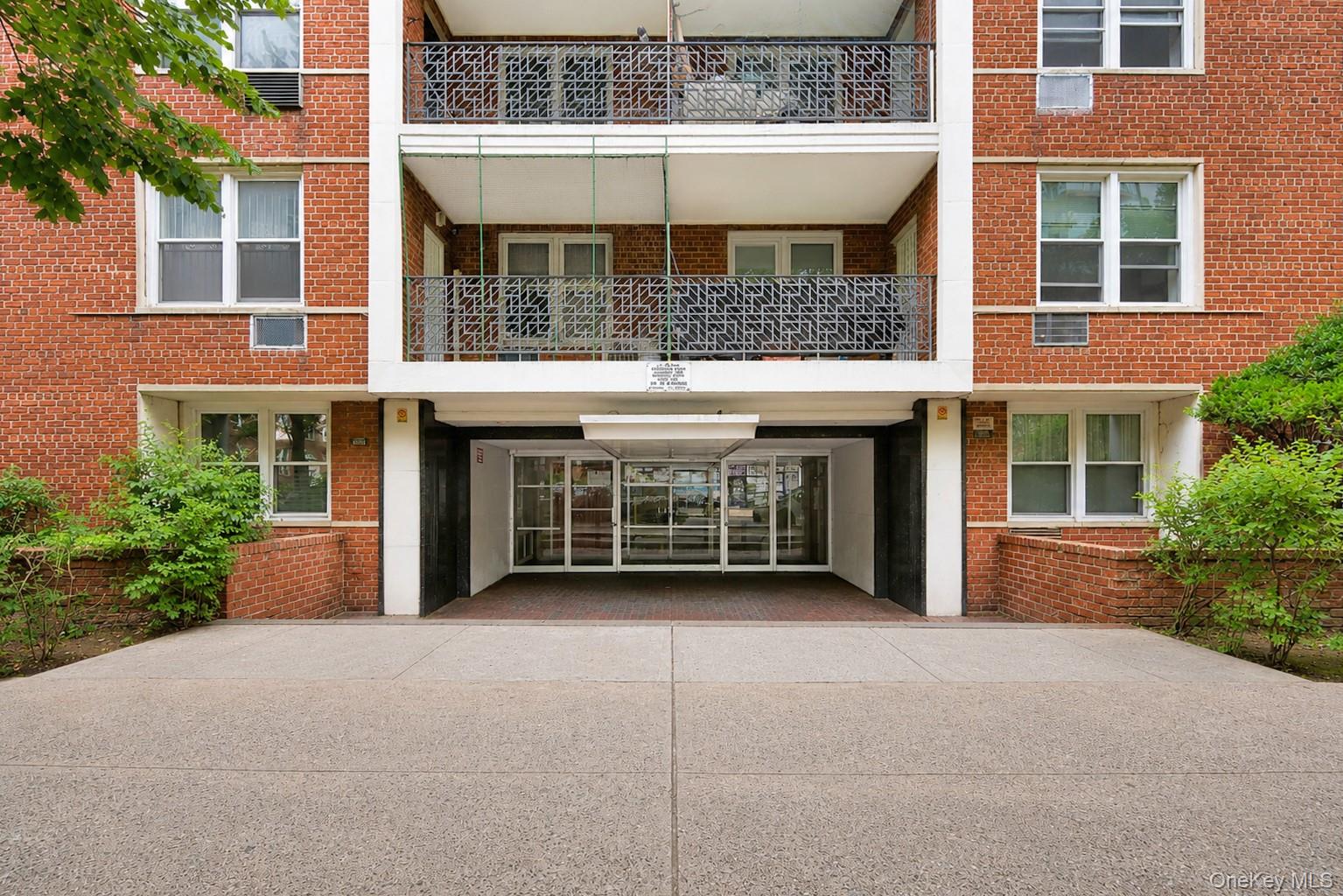 14430 Sanford Ave Unit 6L