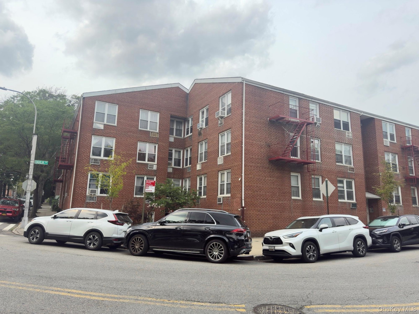 13405 Dahlia Ave Unit 1fl