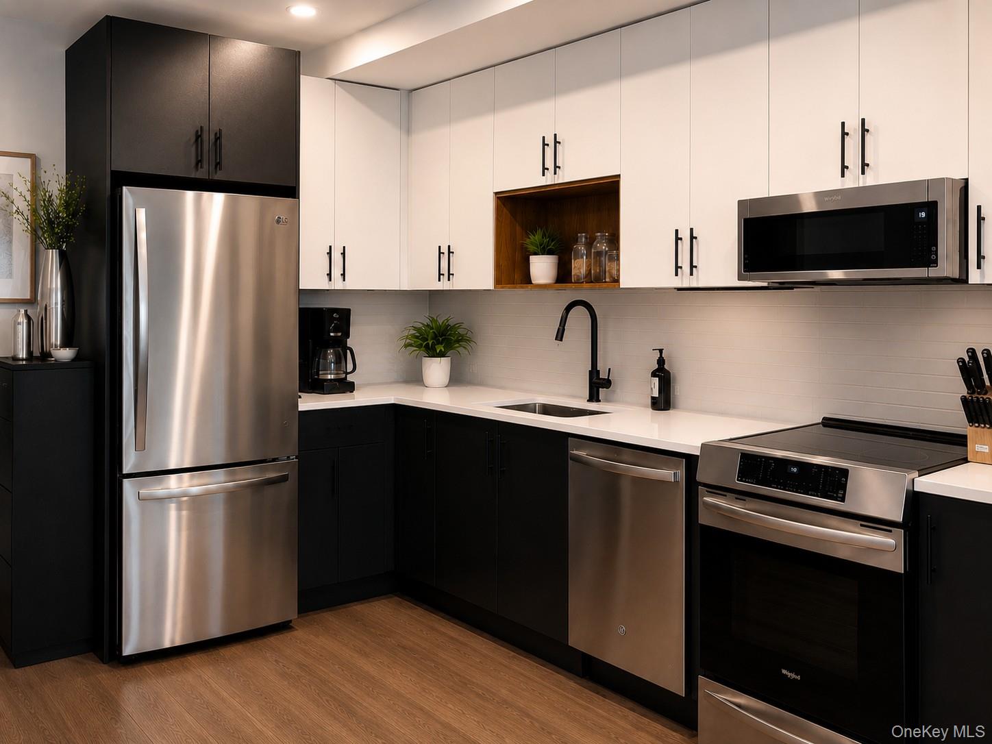 511 Evergreen Ave Unit 2D
