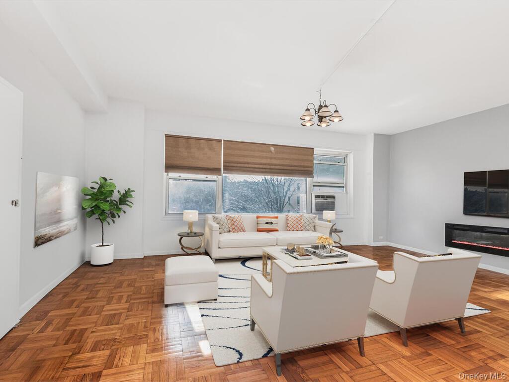 8 Fordham Hill Oval Unit 3D