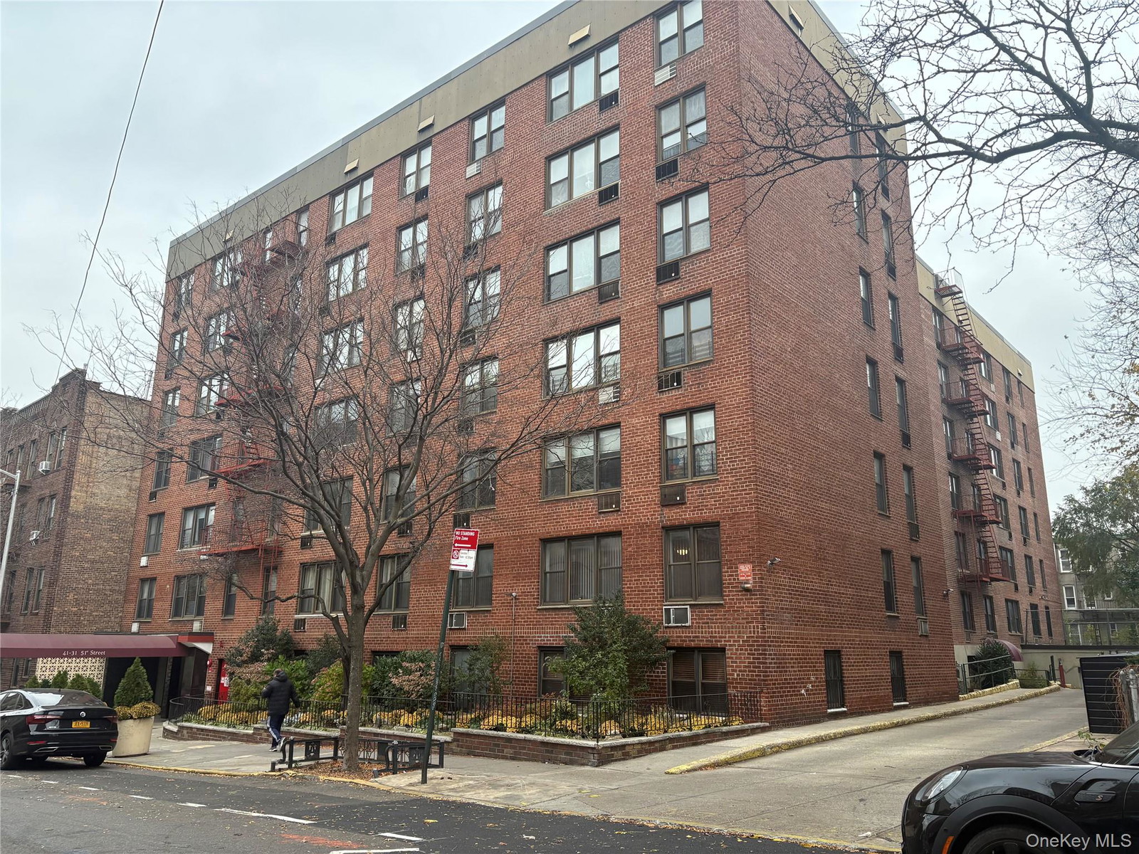 4131 51st St Unit 6E