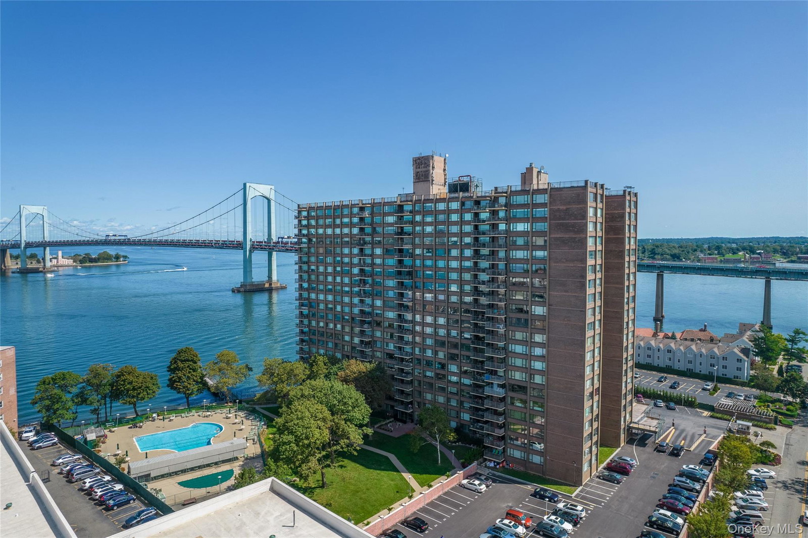 16625 Powells Cove Blvd Unit 18C