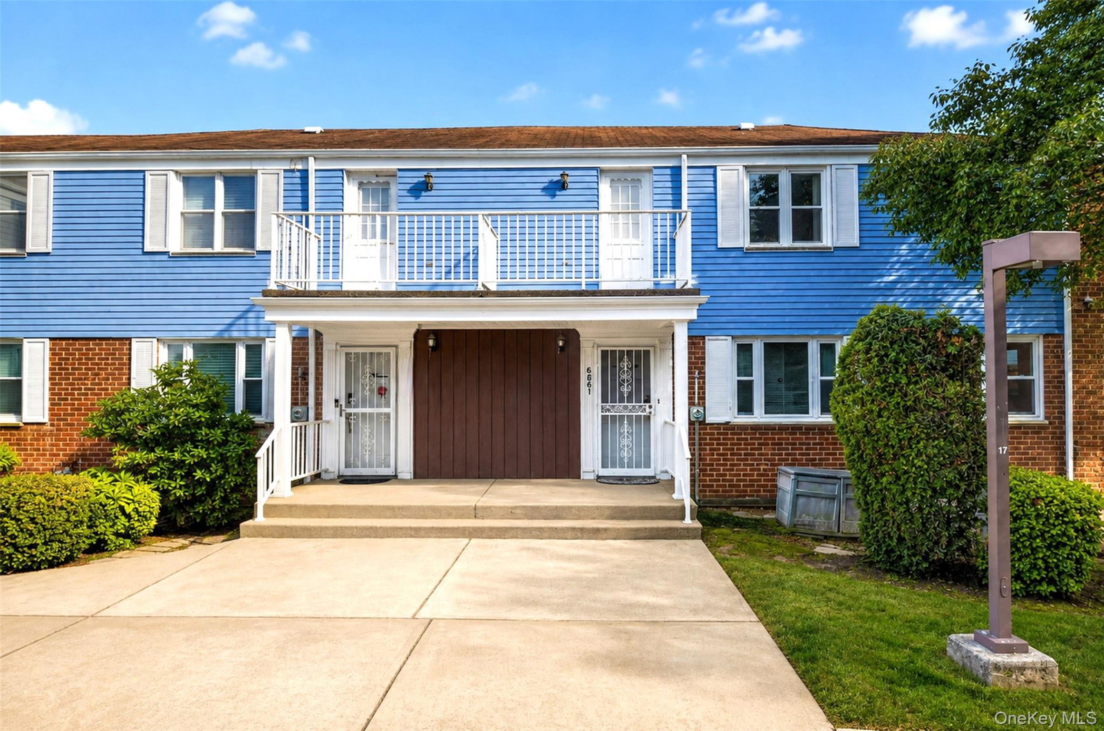 6861 Cloverdale Blvd Unit 108