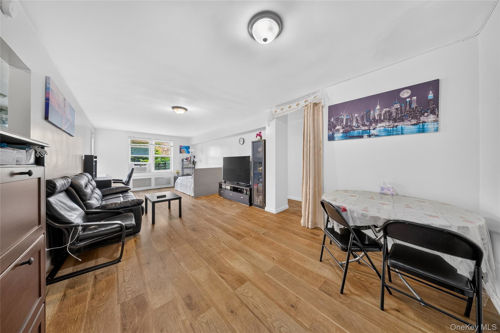 4240 Bowne St Unit 2K