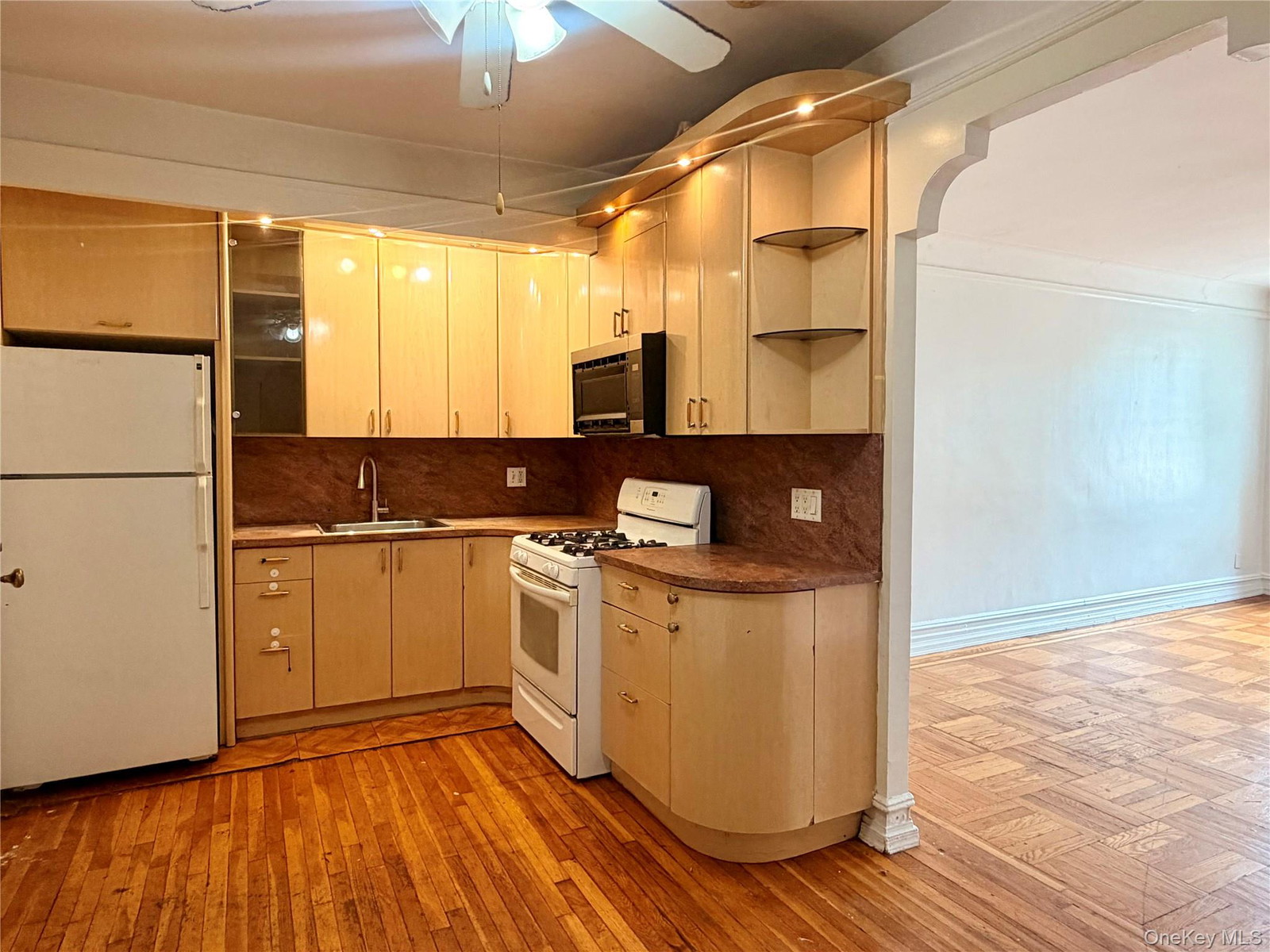 1717 Avenue N Unit 2K