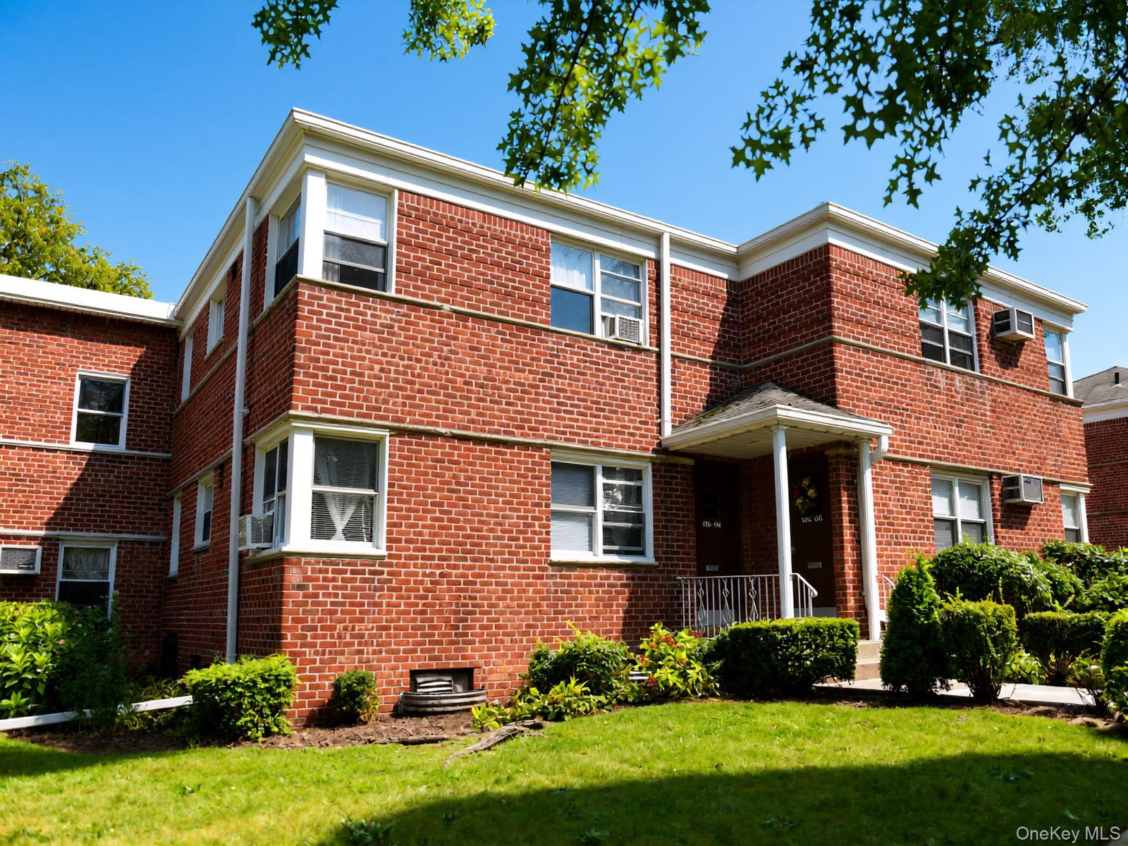 19608 Pompeii Ave Unit 1B