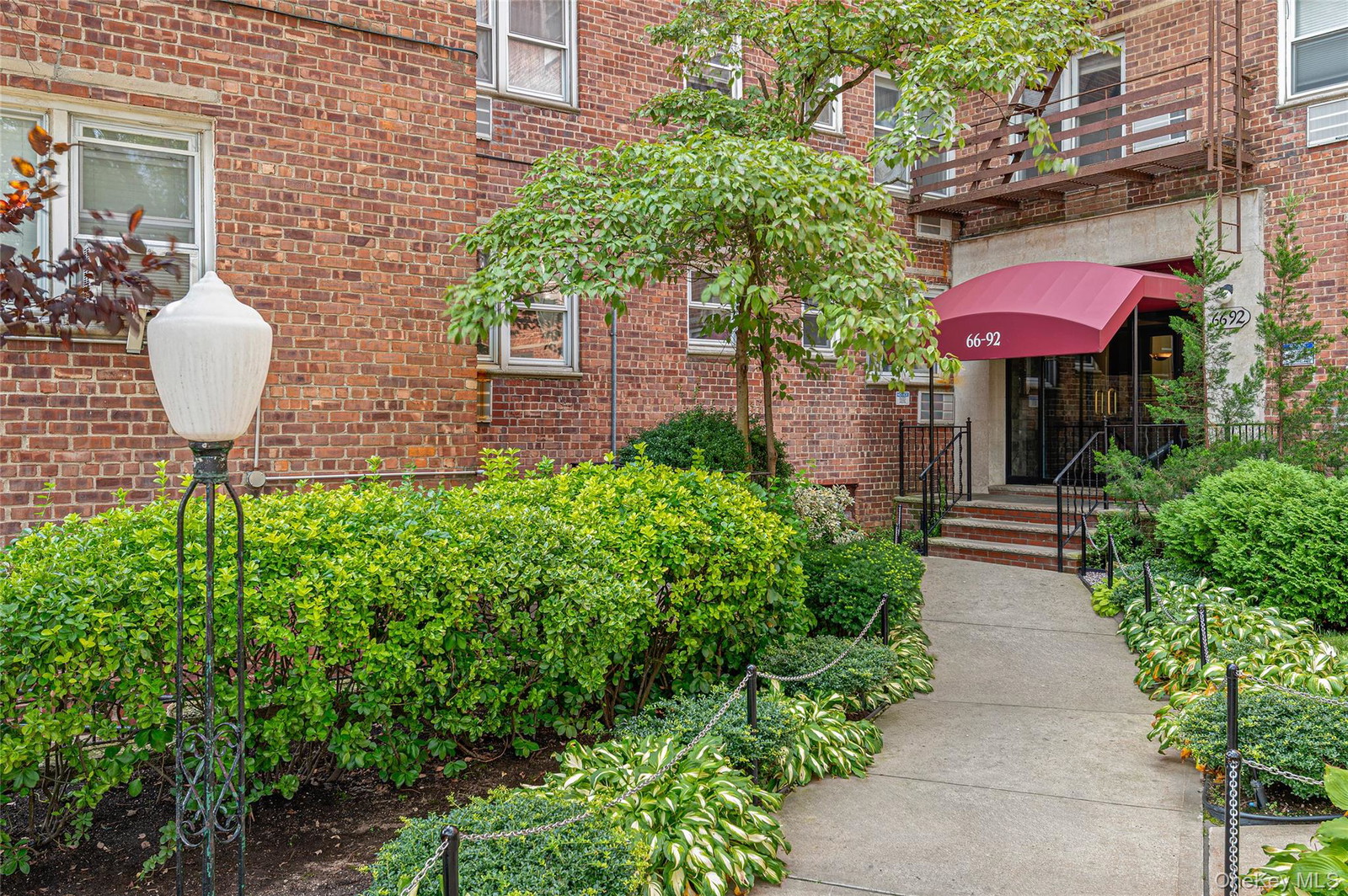 6692 Selfridge St Unit 4H