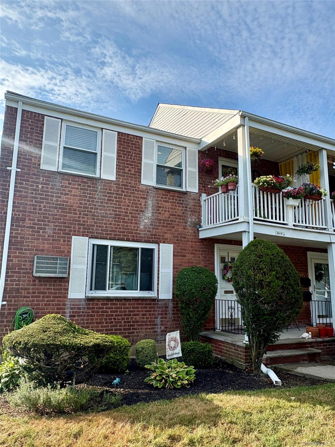 26008 74th Ave Unit 2nd