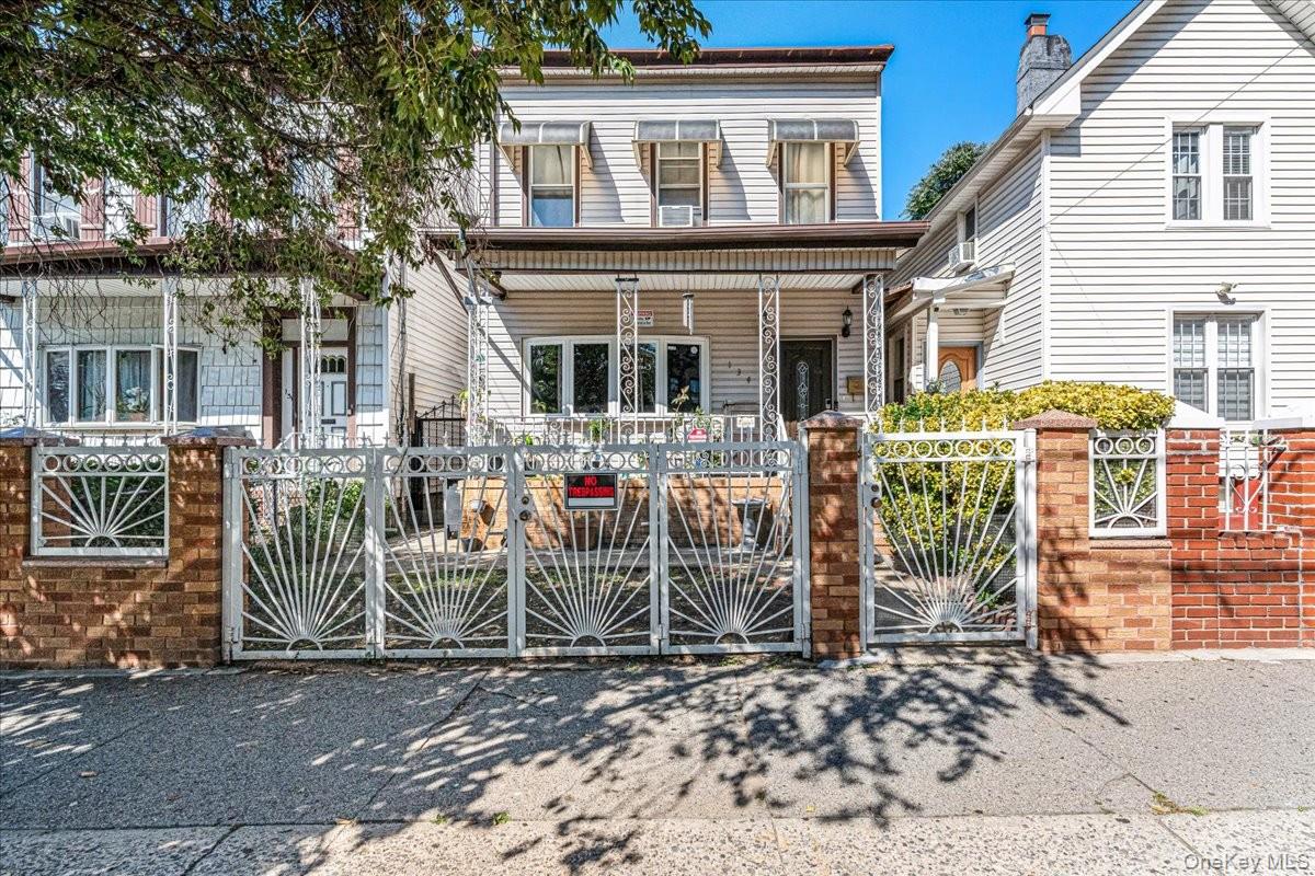 134 Logan St