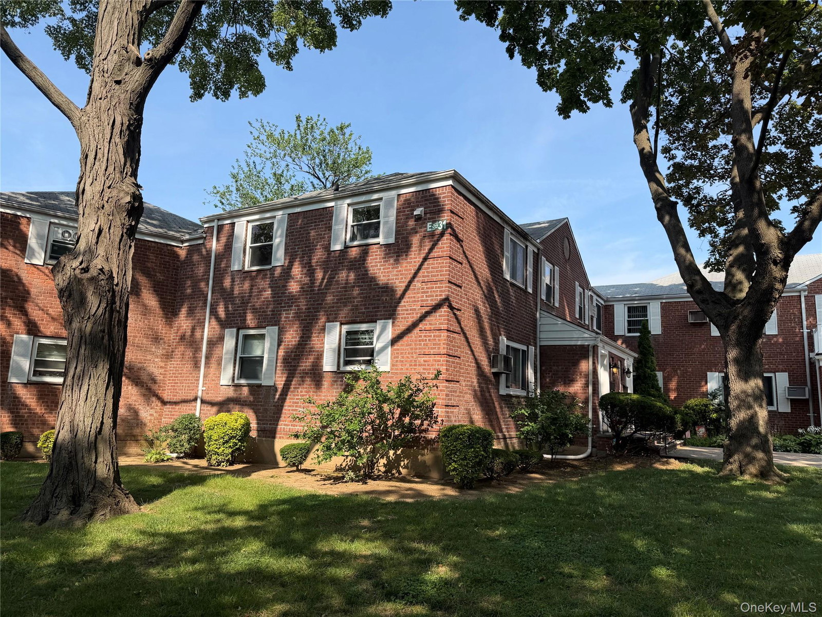 25549 75th Ave Unit 2nd