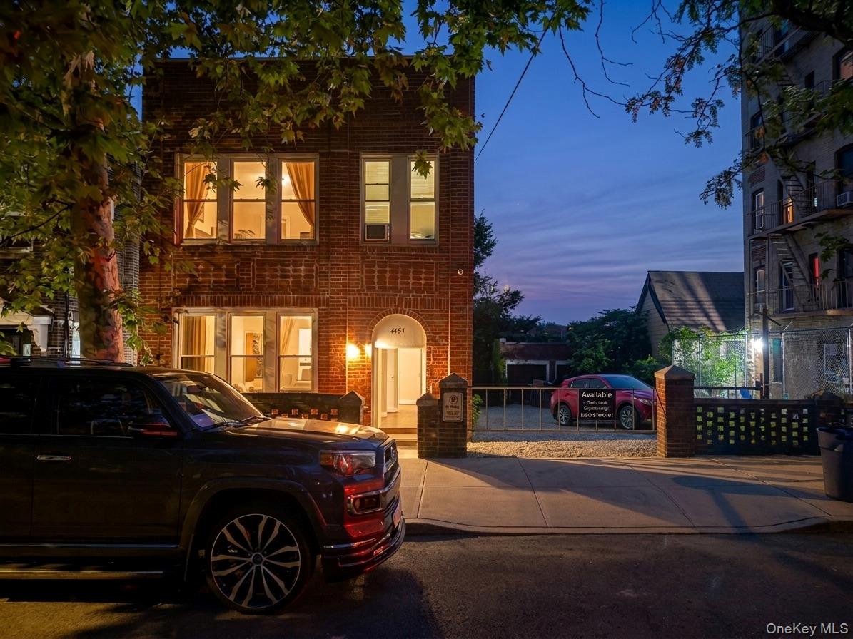 4451 Matilda Ave Unit 1