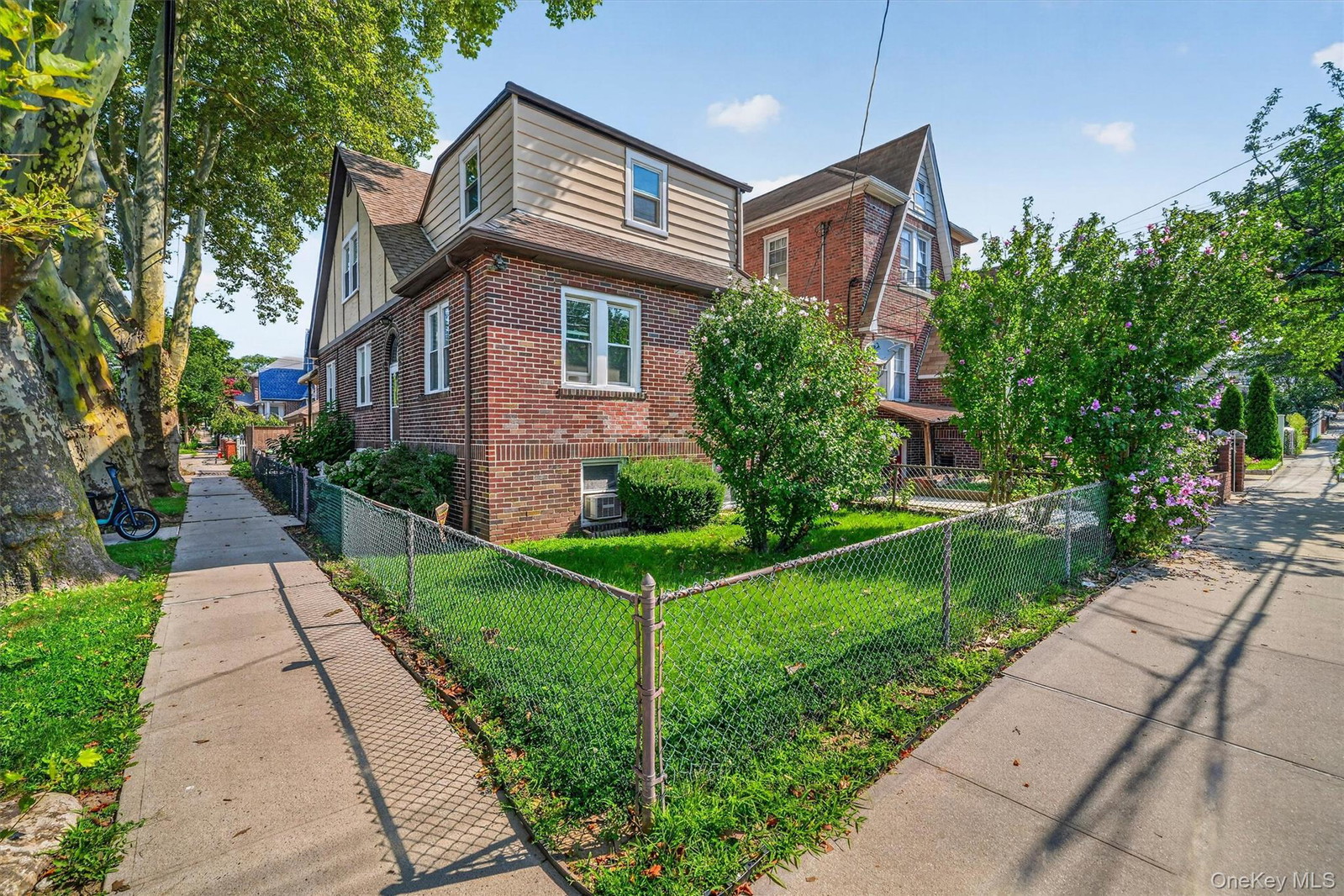 2400 Morgan Ave
