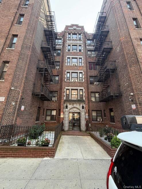 4202 Layton St Unit 106