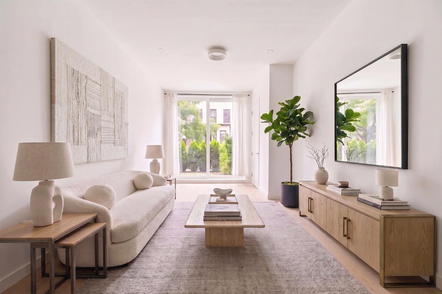 48 Stanhope St Unit 1A