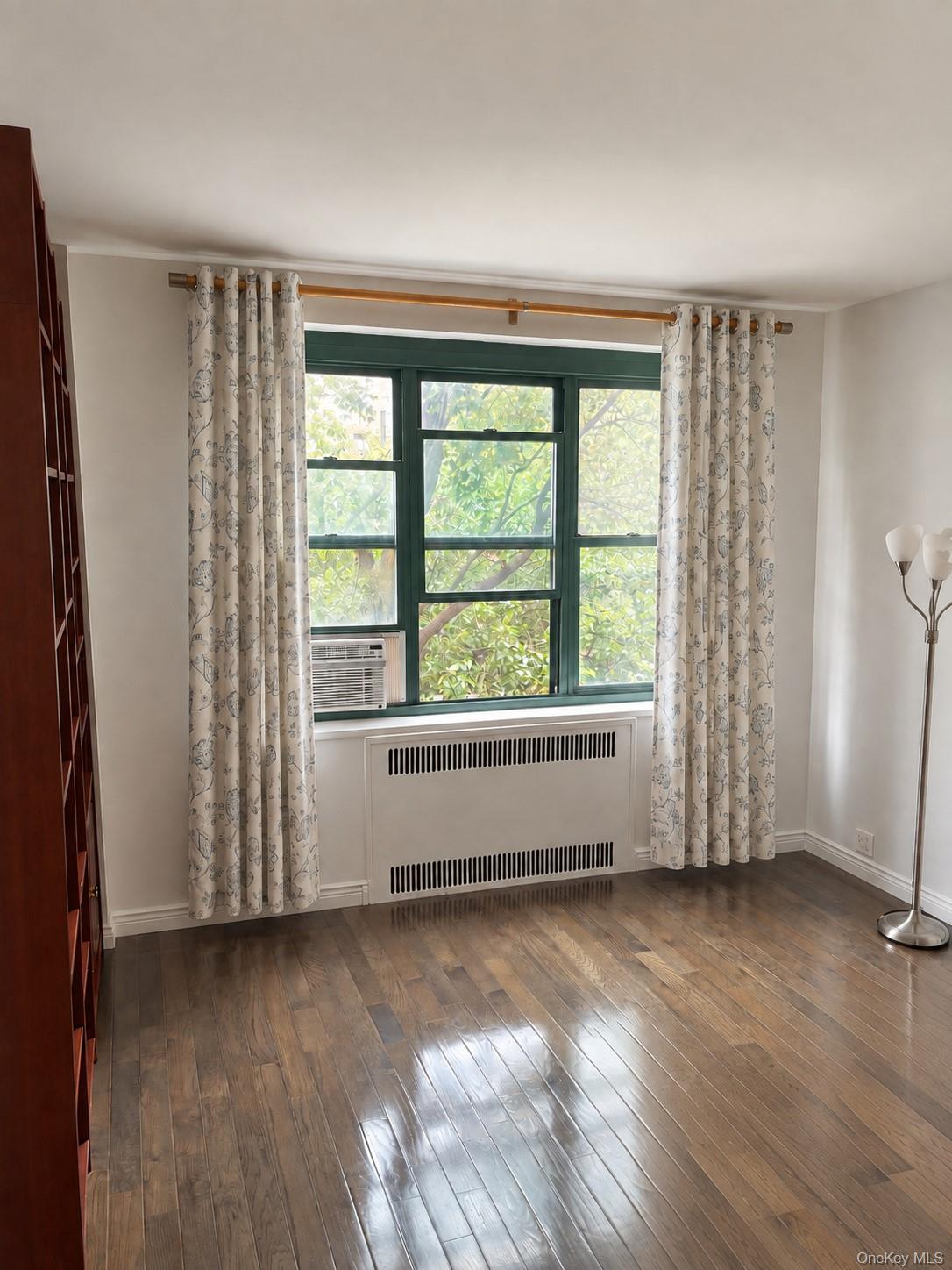 3421 78th St Unit 3F