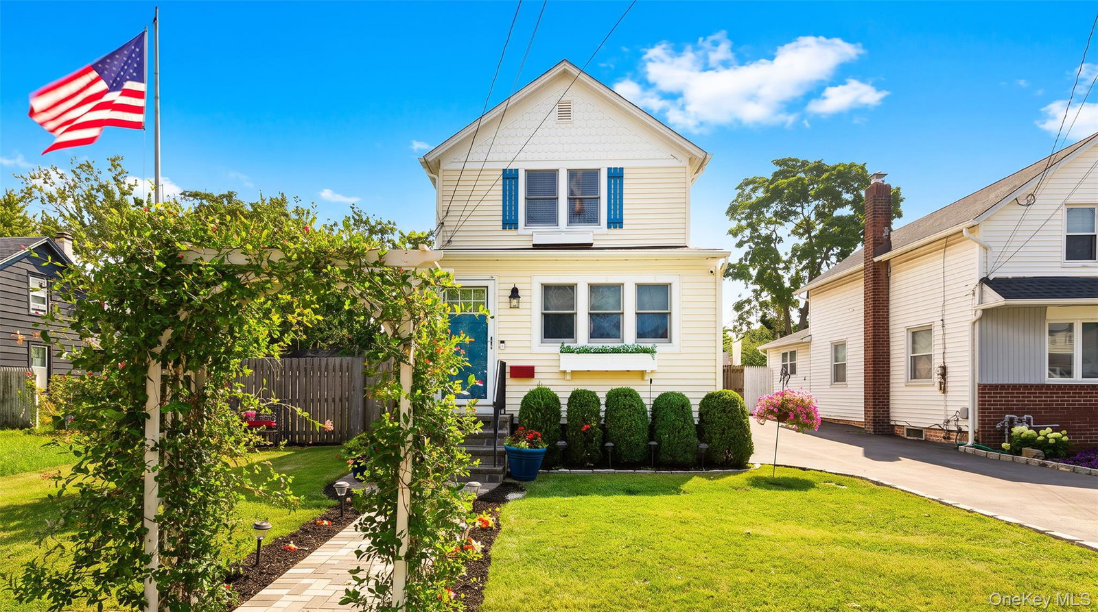 27 Wood Ave