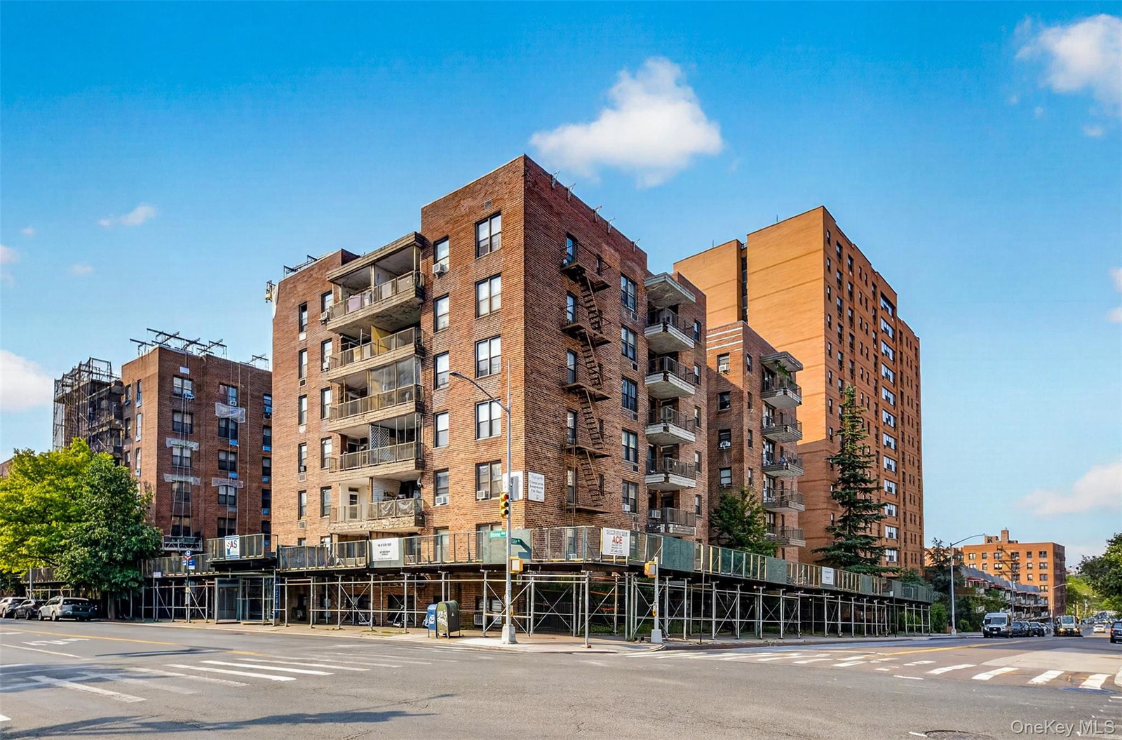 13870 Elder Ave Unit 3L