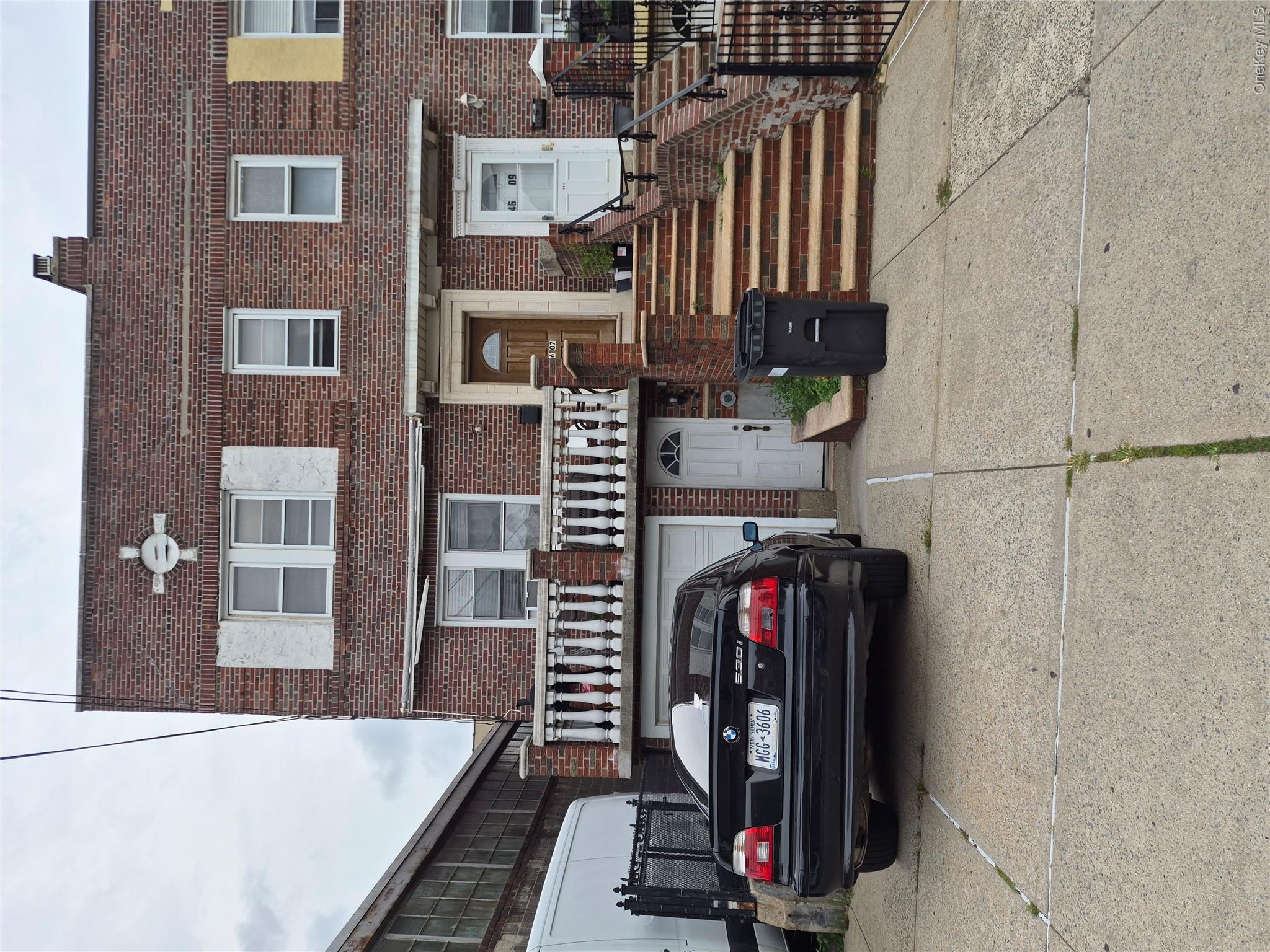 4607 28th Ave