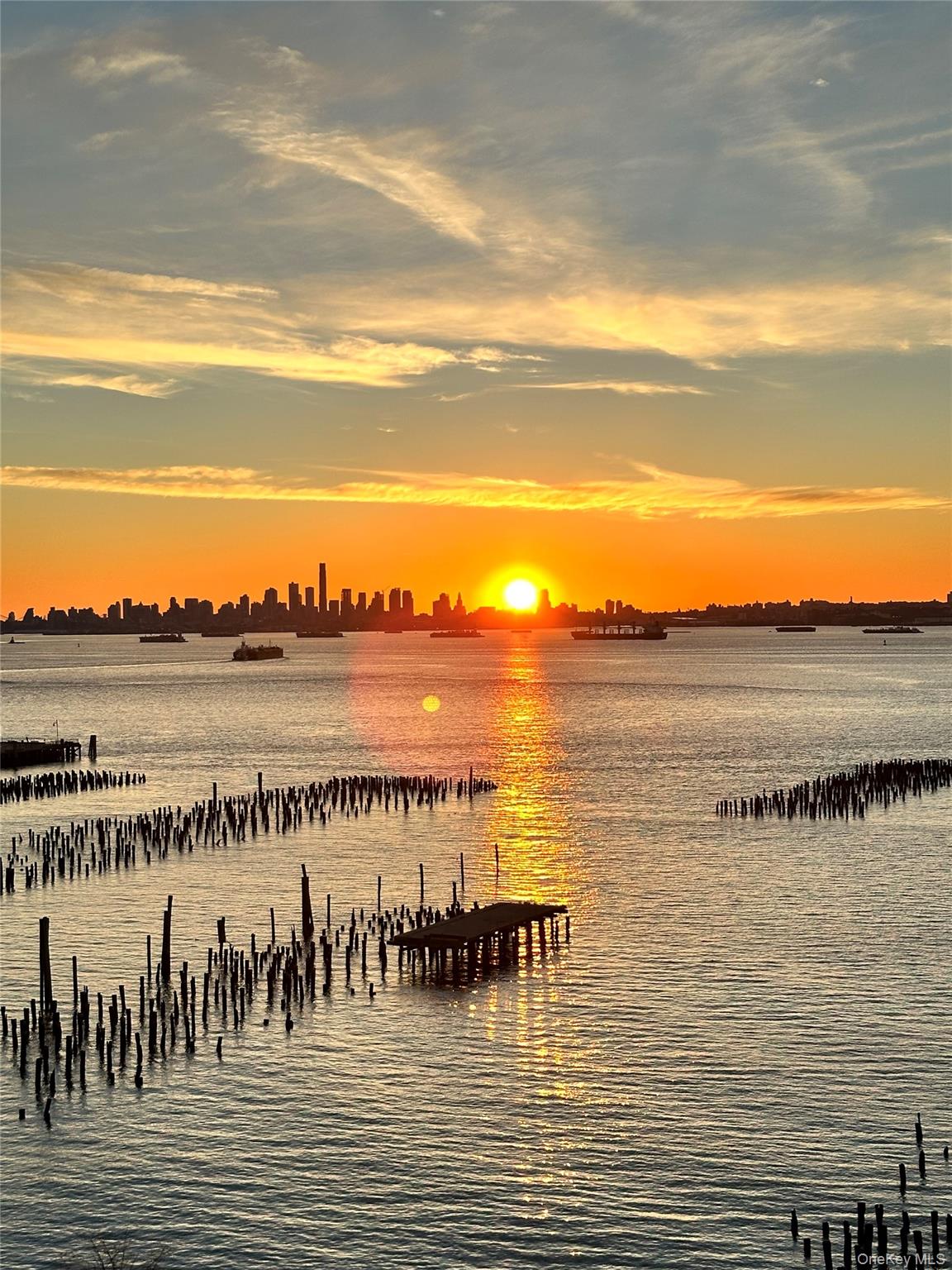 10 Bay Street Lndg Unit 2B