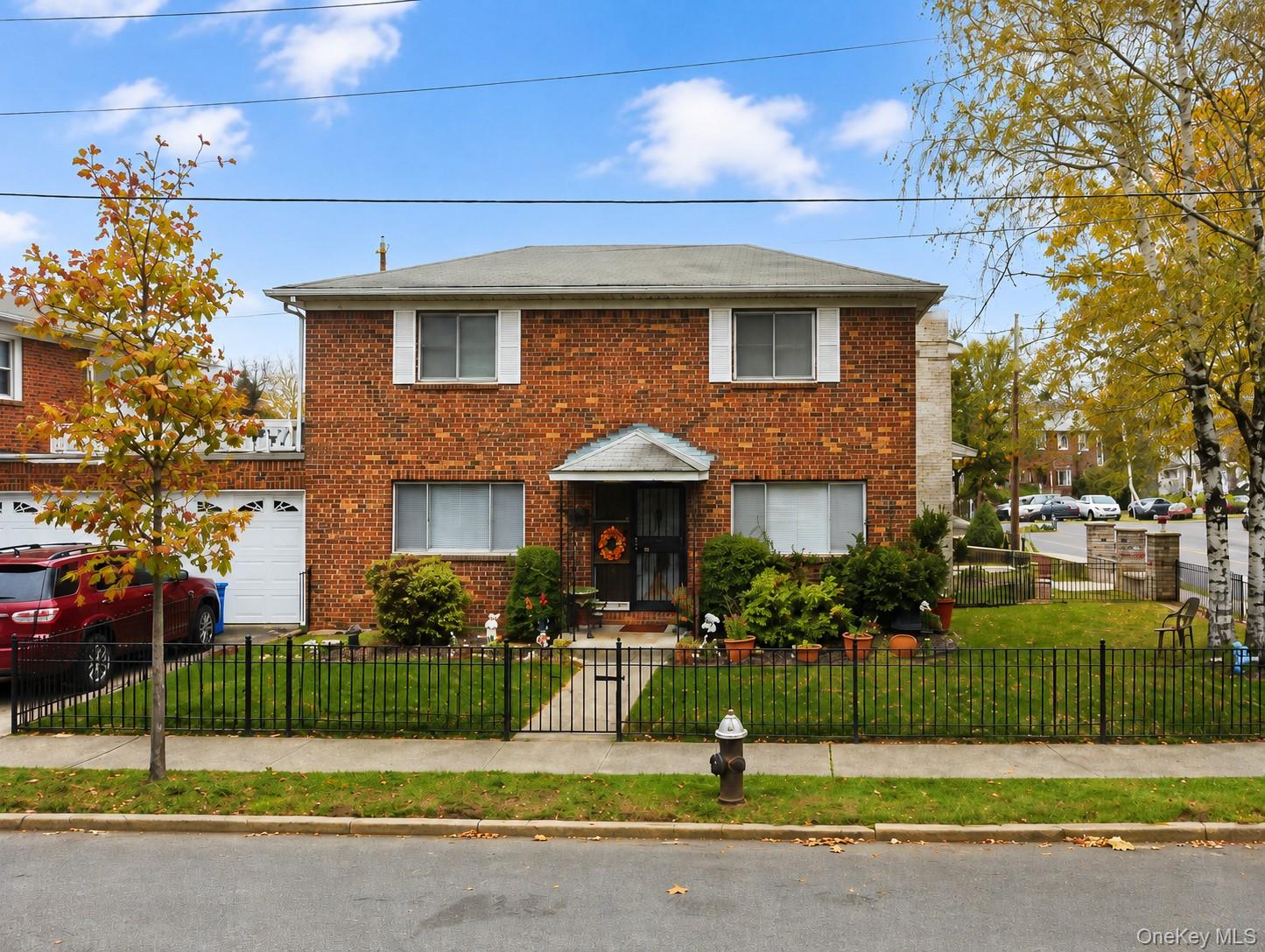 1340 Mac Donough Pl