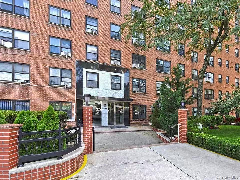 9960 63rd Rd Unit 5W