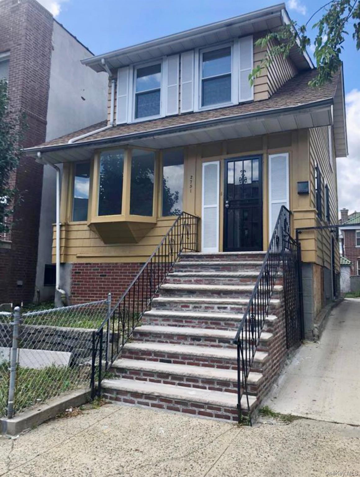 2791 Claflin Ave