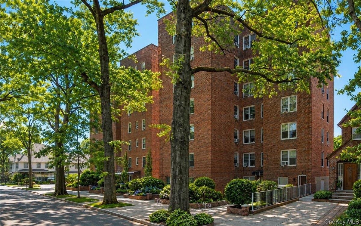 8240 Austin St Unit 6