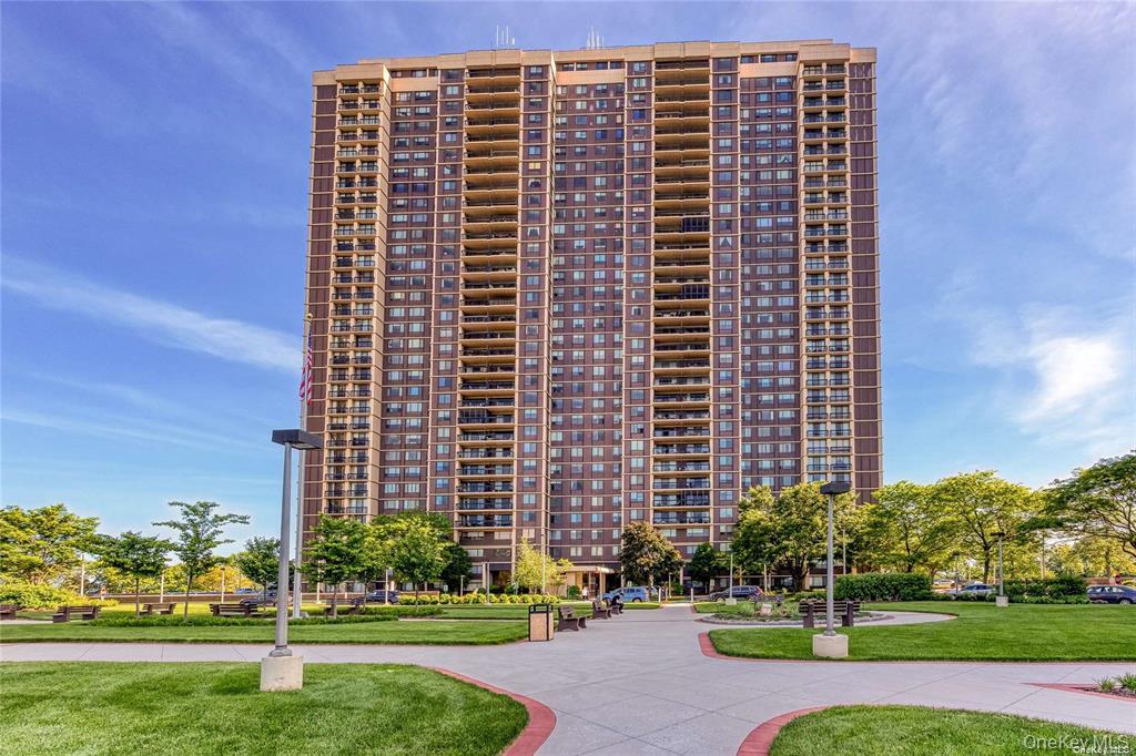 27010 Grand Central Pkwy Unit 32E