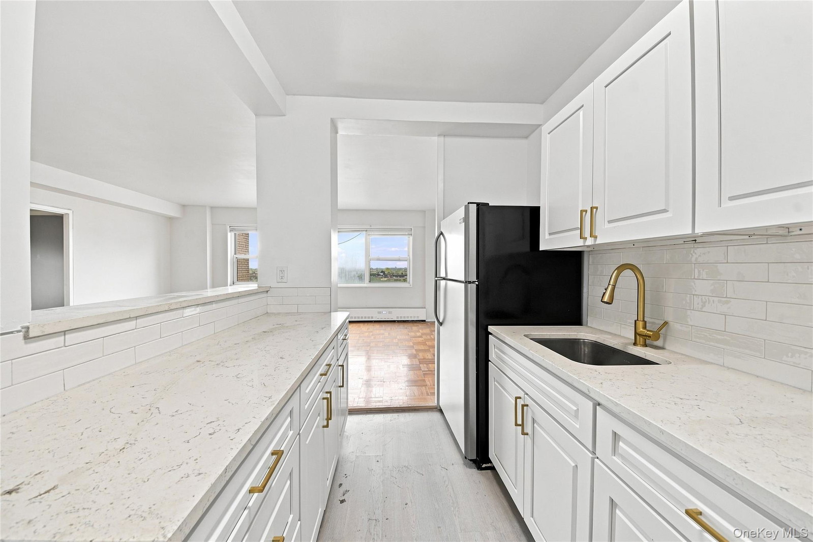 8 Fordham Hill Oval Unit 16D