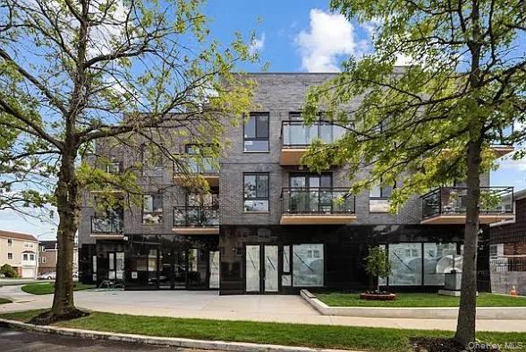 21410 15th Ave Unit 2F