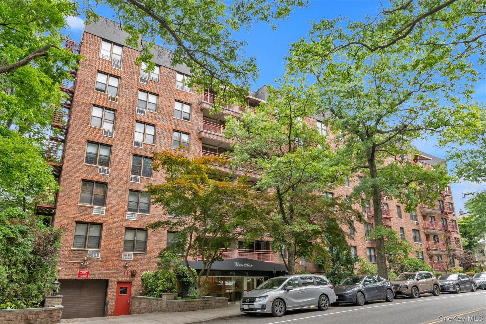43-25 Douglaston Parkway Unit #2-G