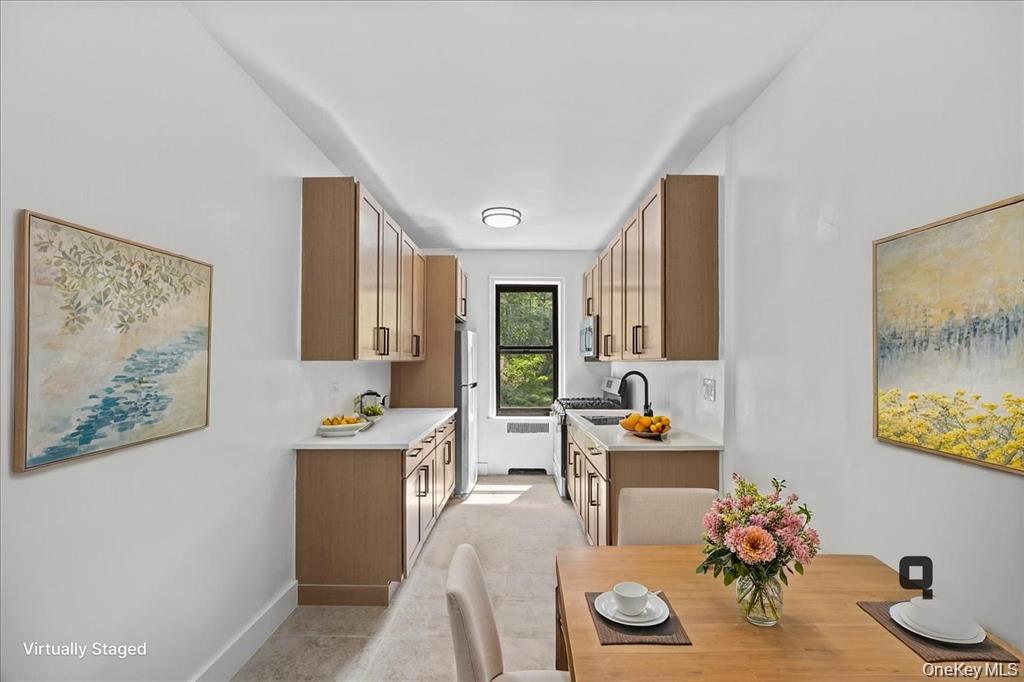 675 Walton Ave Unit 2B