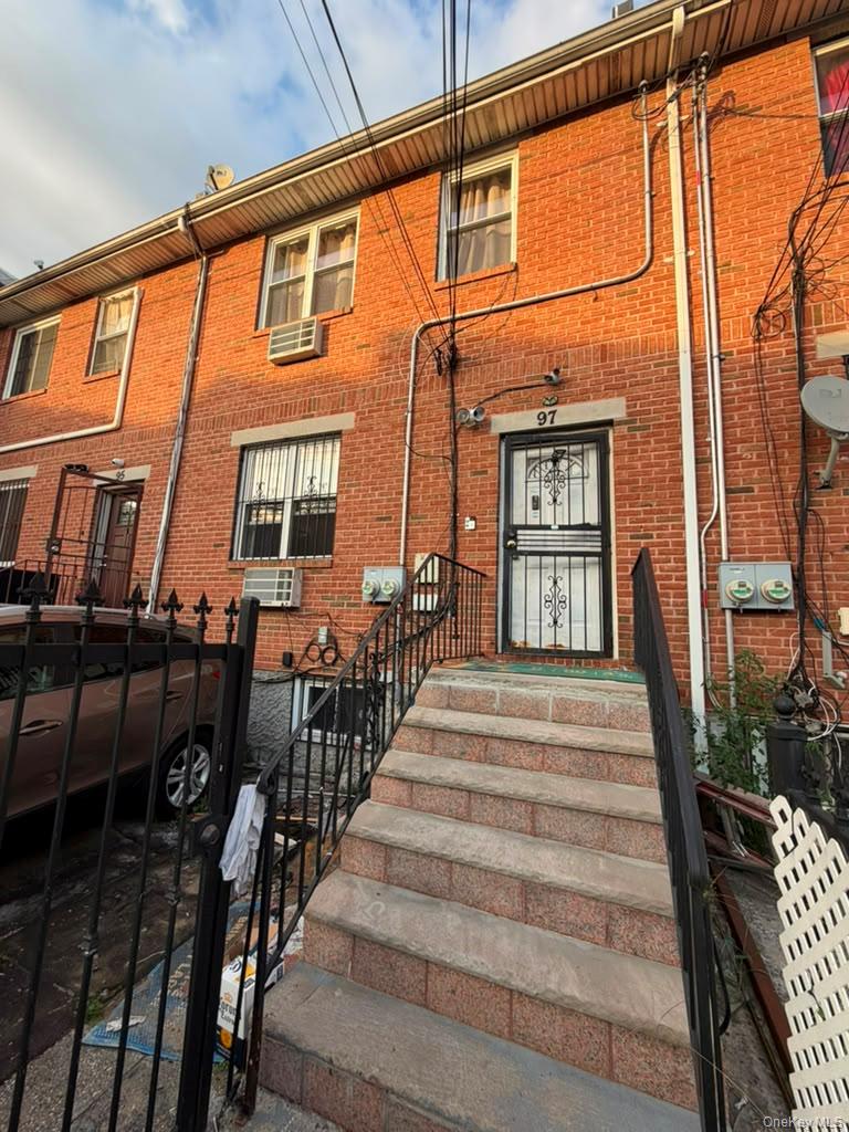 97 Louisiana Ave