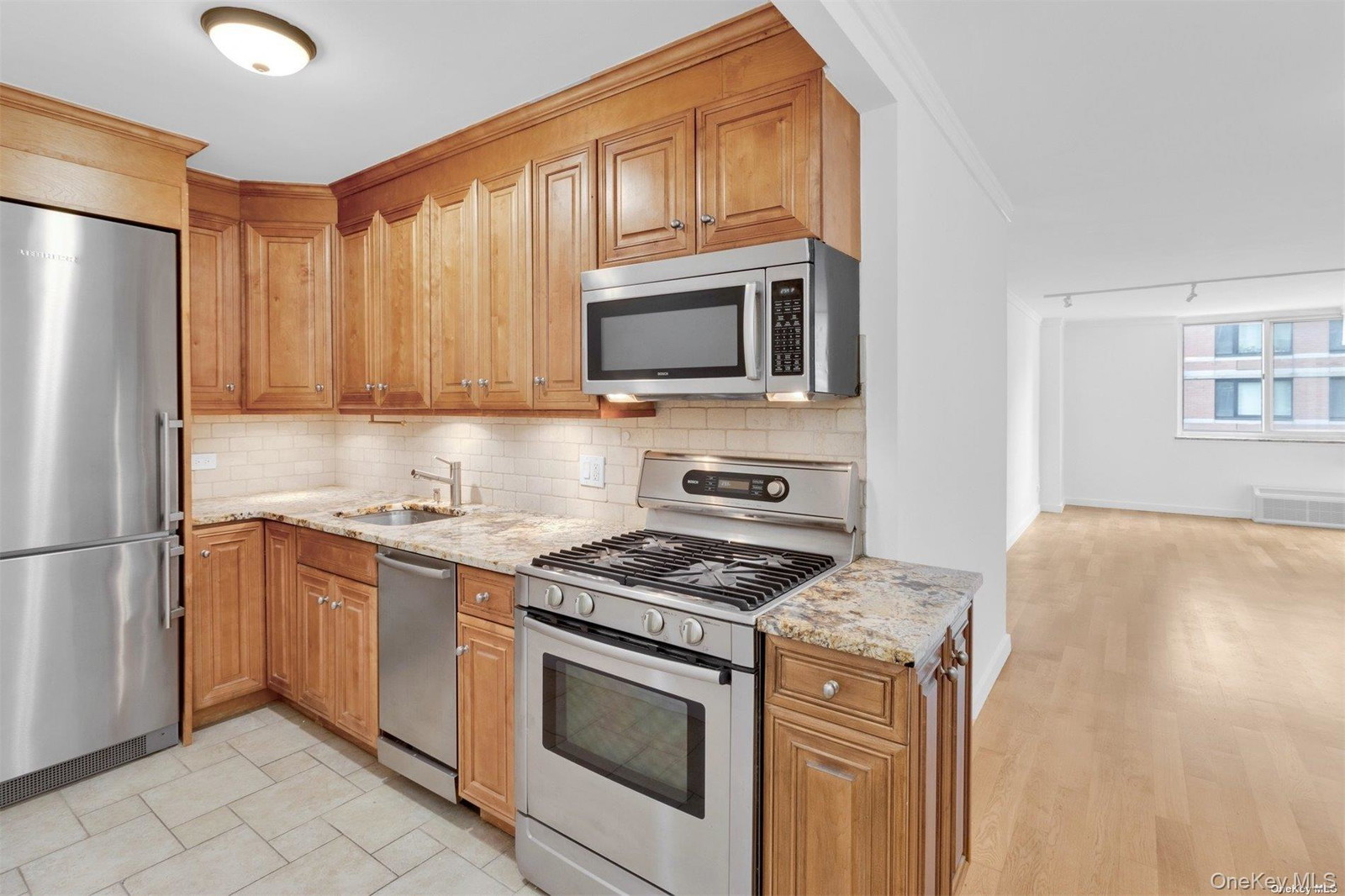 345 E 93rd Street Unit 4K