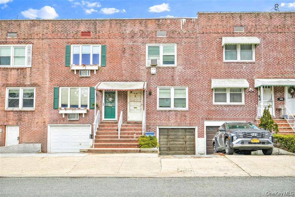 8492A Austin St