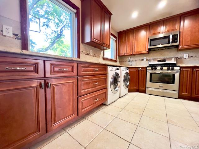 21637 68th Ave Unit Upper