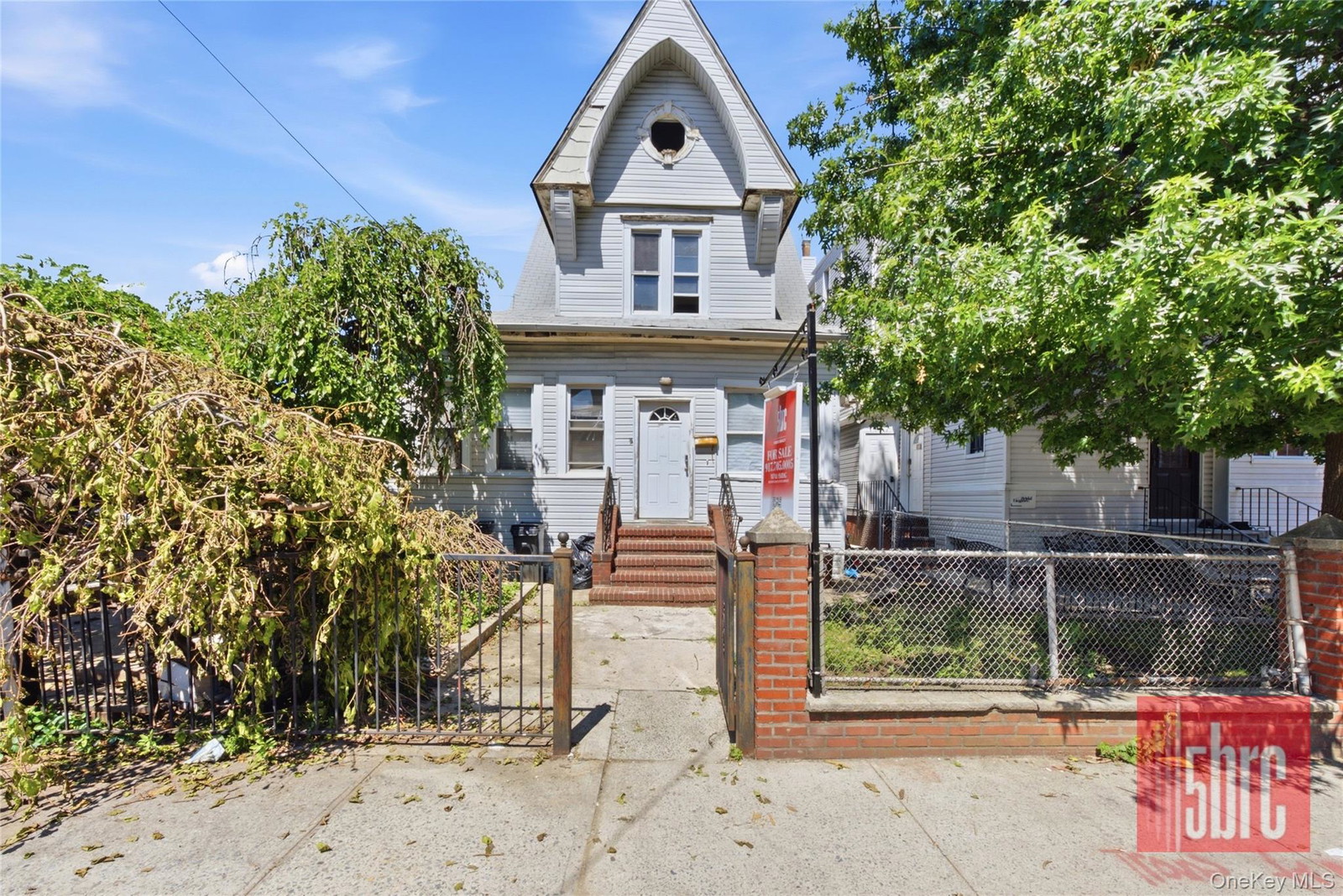 1201 37th St