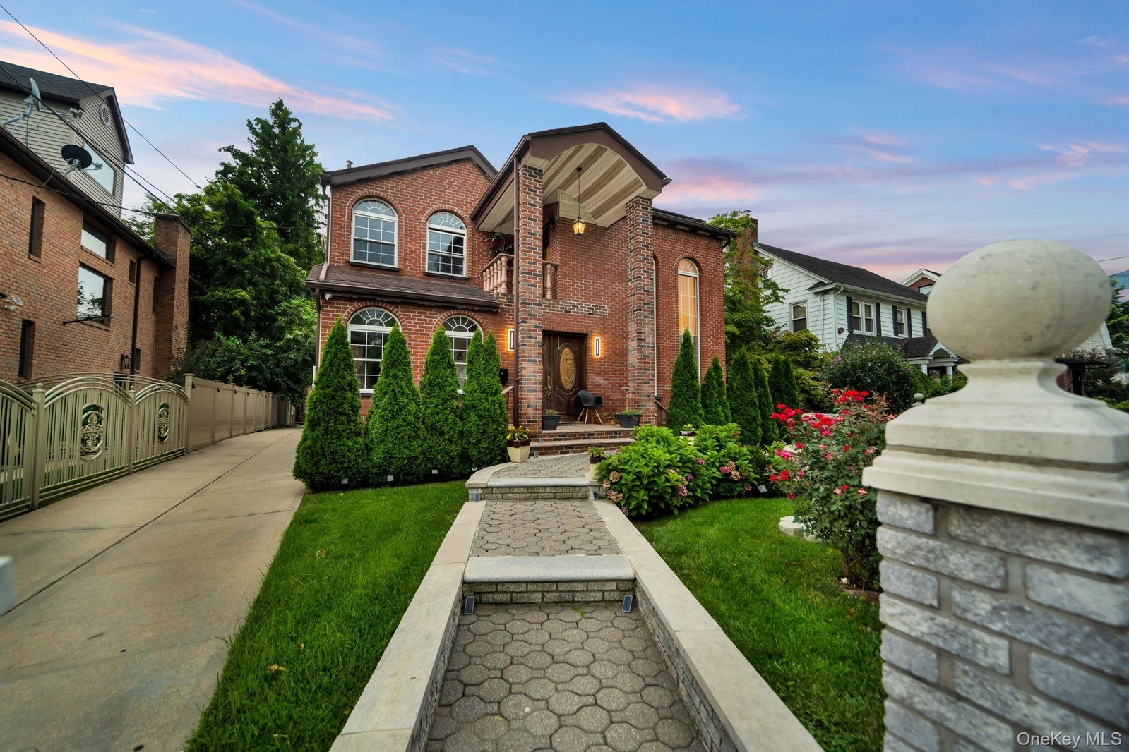 19014 Haywood Rd