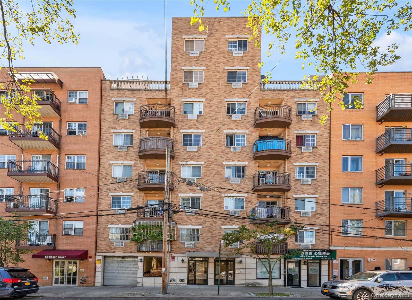 4318 Robinson St Unit 4D