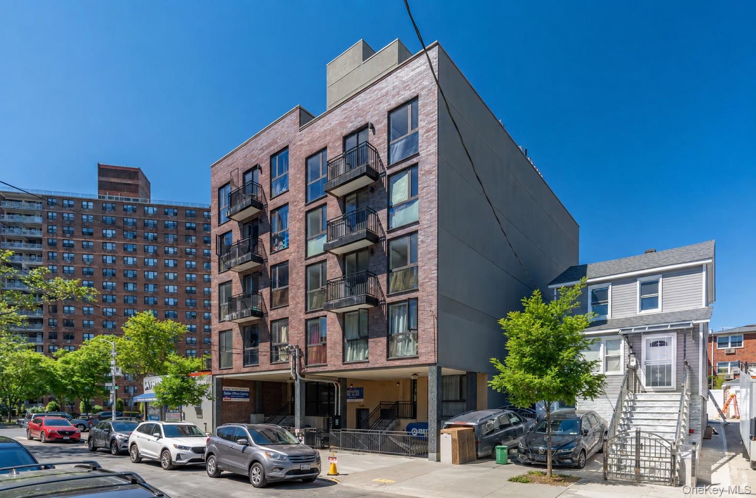 5540 97th Pl Unit 3B