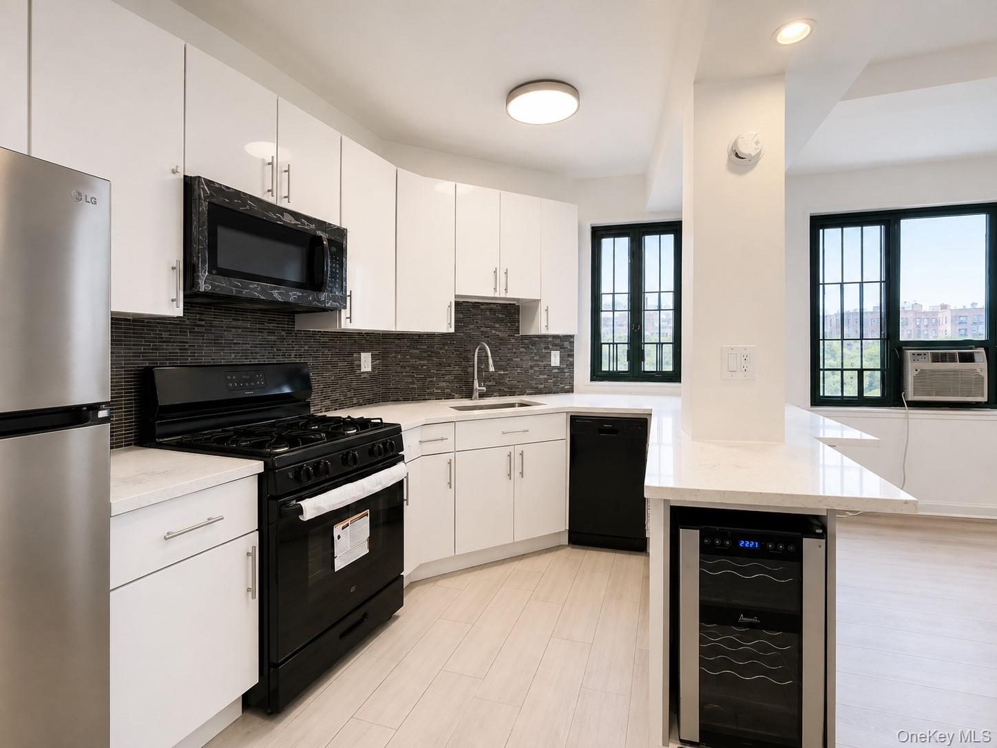 1594 Unionport Rd Unit 3H