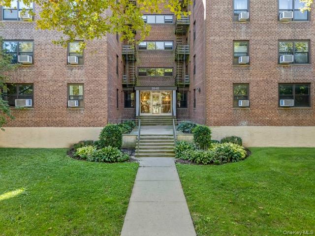 21102 73rd Ave Unit 1H