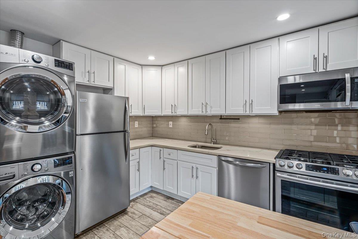 6462 223rd Pl Unit 2