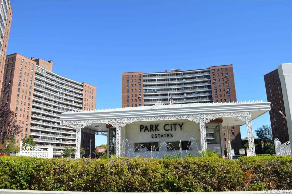 61-15 98th Street Unit 5E