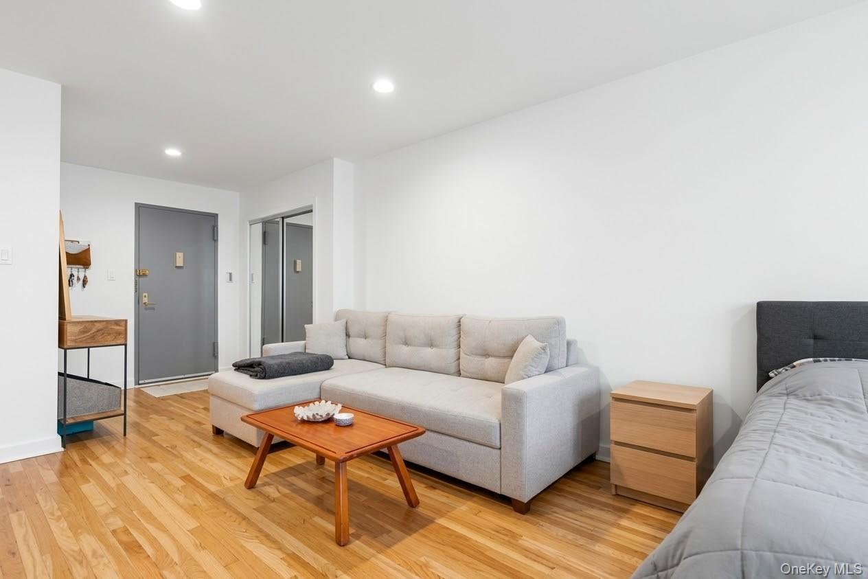 140 Seventh Avenue Unit 4-S