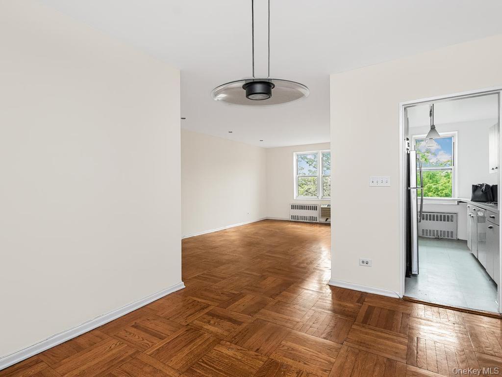 3901 Independence Ave Unit 6H