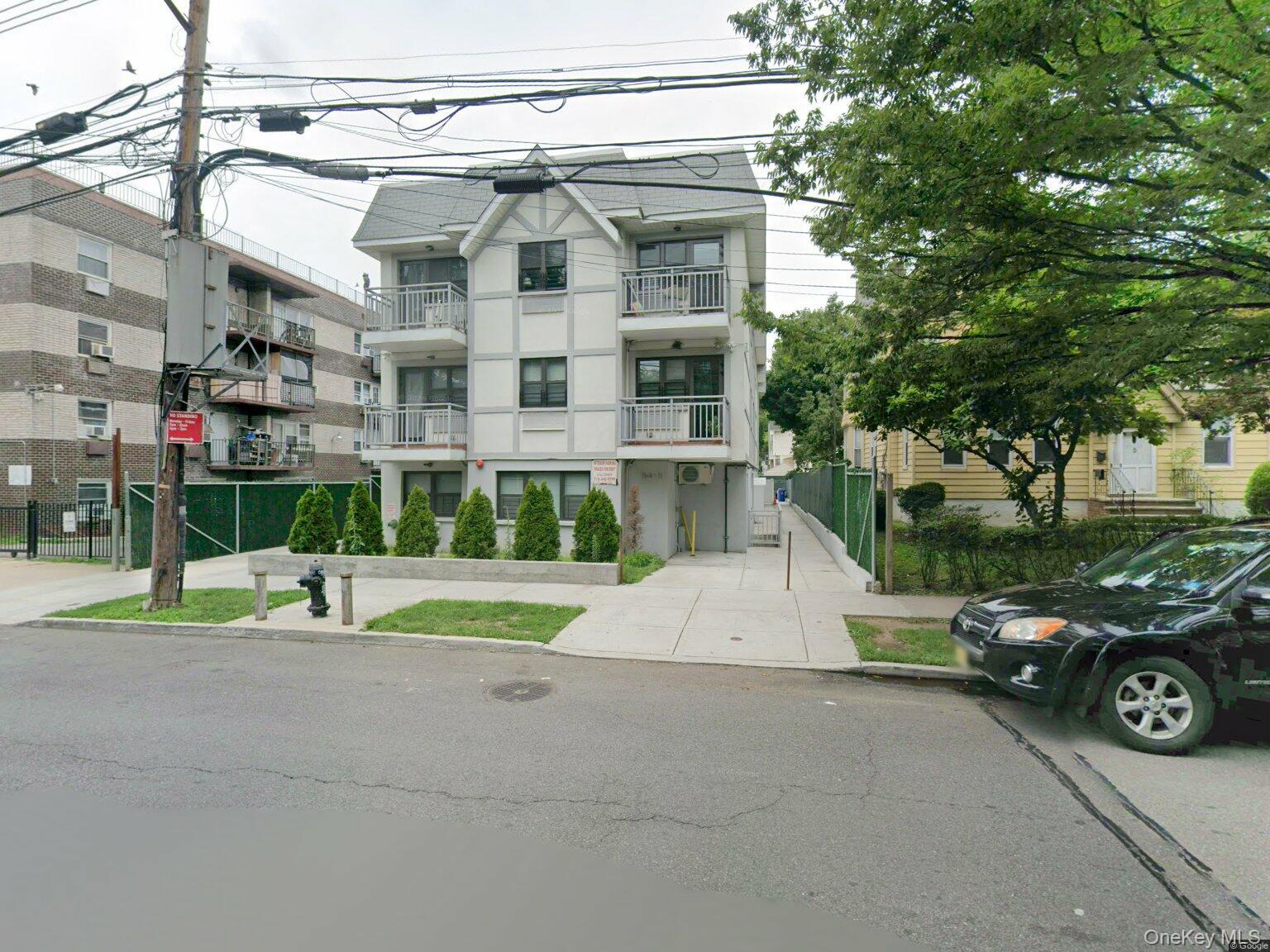 16411 Highland Ave