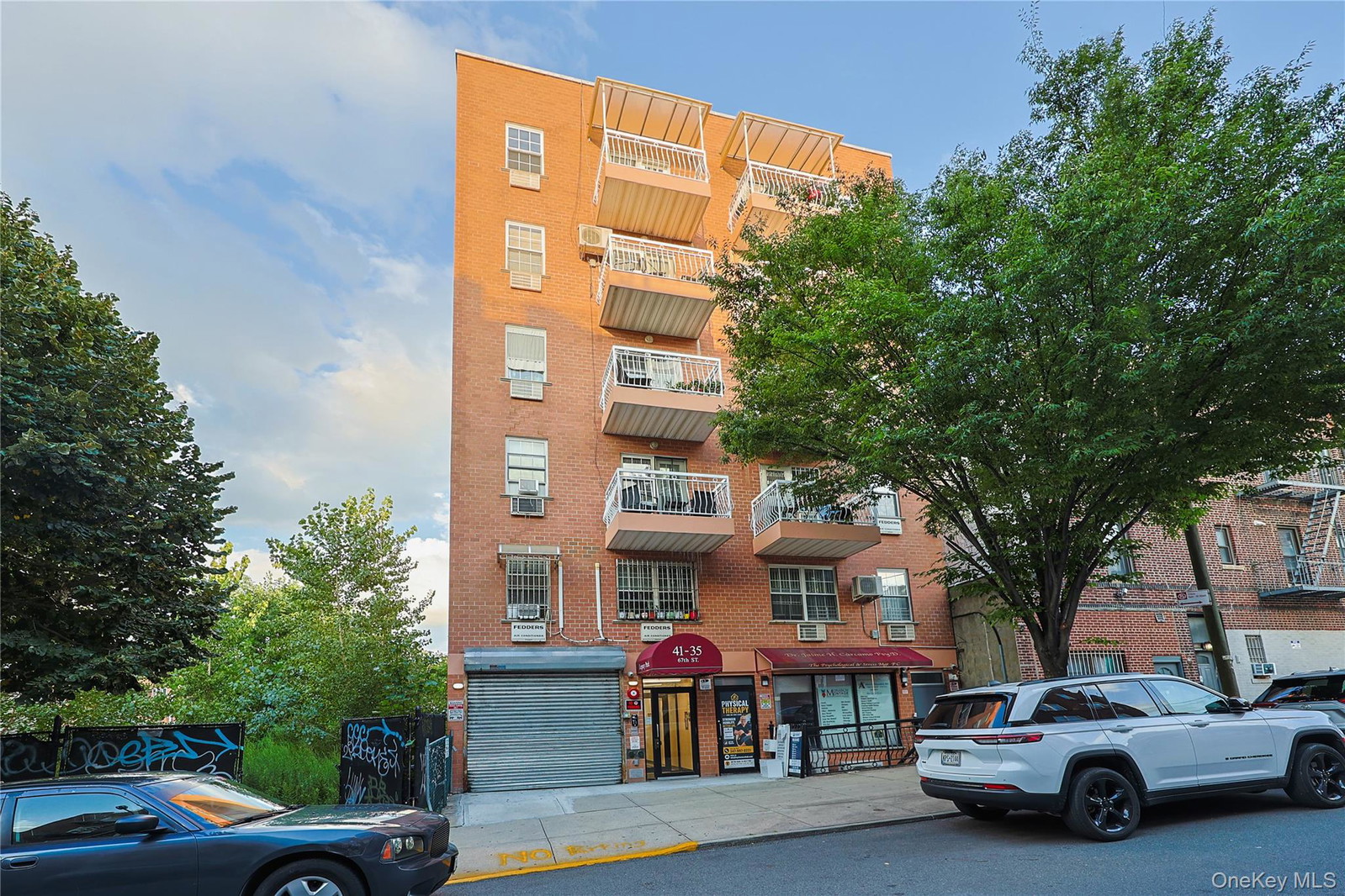 4135 67th St Unit 4A