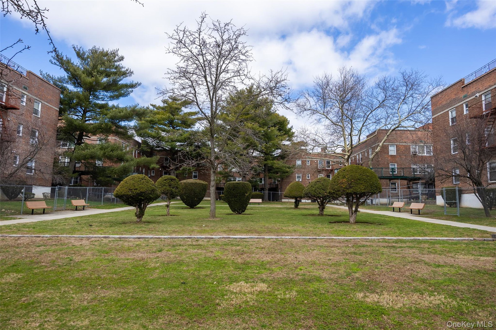 6912 140th St Unit 2C
