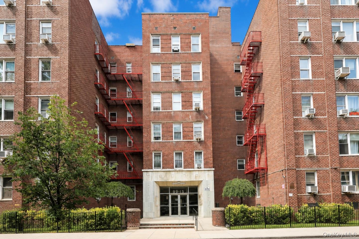 9915 66th Ave Unit 5A